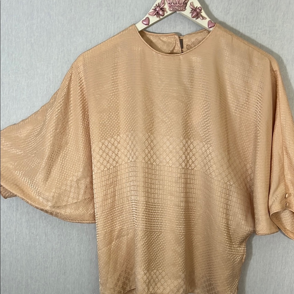 Vintage light peach batwing sleeve textured top by Prophecy Made in the USA